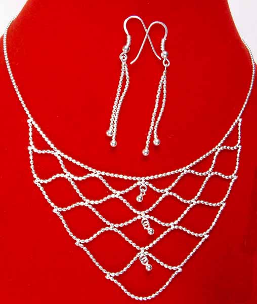 Spider Web Necklace and Earrings Set