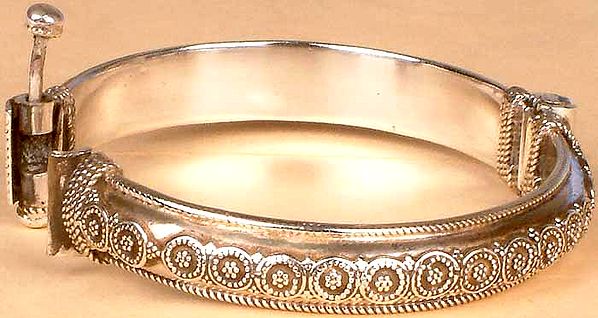 Sterling Bangle from Rajasthan with Granulation