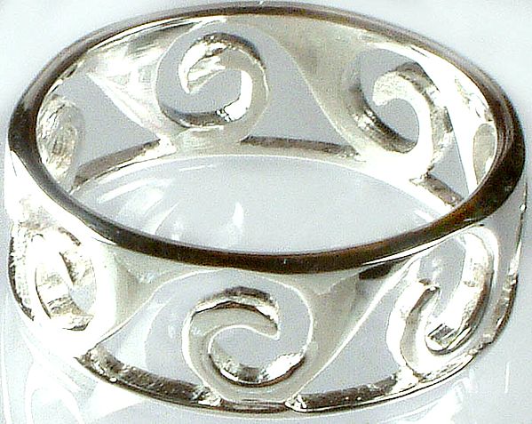 Sterling Celtic Ring