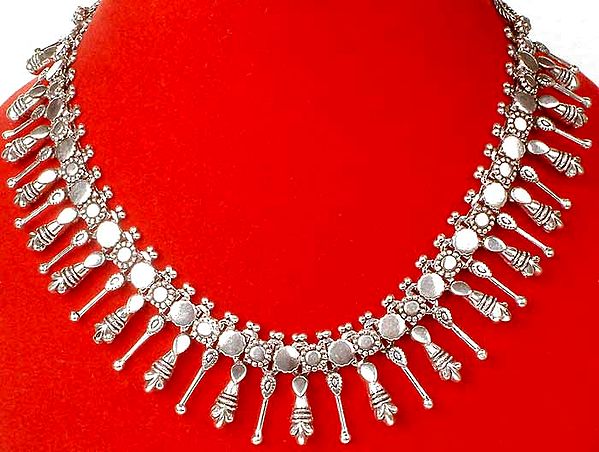 Sterling Choker with Alternating Spikes and Vegetative Motifs