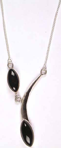 Stylized Black Onyx Necklace