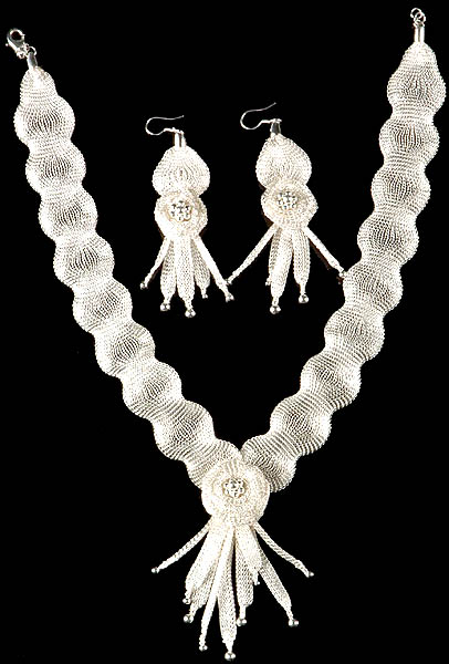 Superfine Weave Net Necklace with Earrings Set