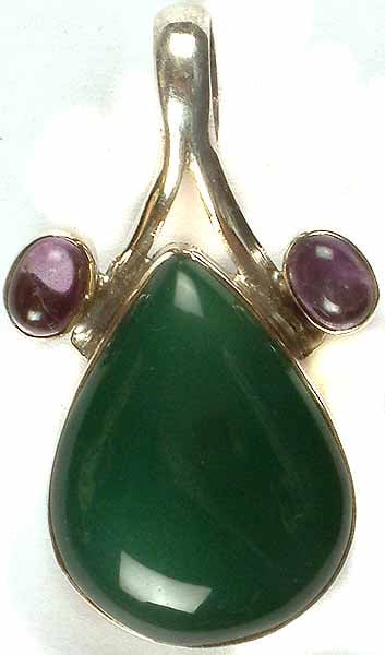Tear Drop Green Onyx Pendant With Amethyst