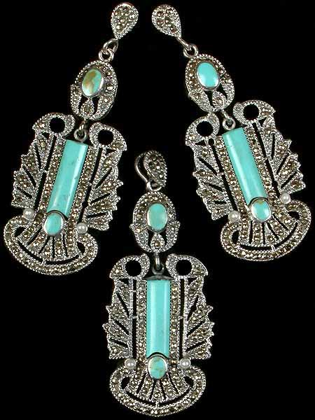 Turquoise Pendant with Matching Earrings Set
