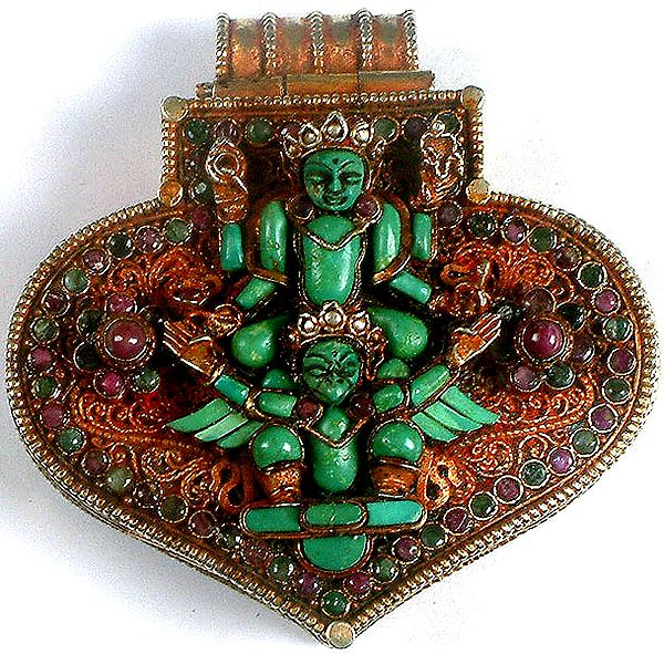Vishnu on Garuda (Filigree Gau Box Pendant)