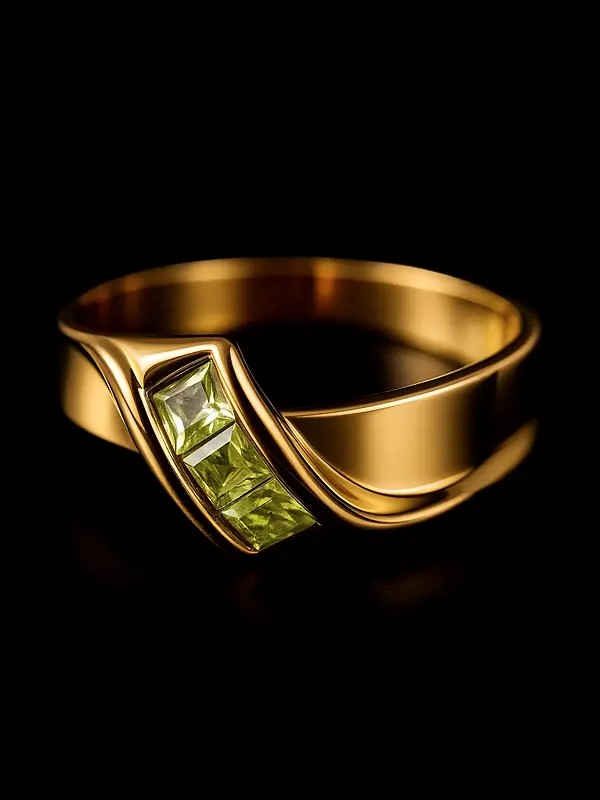 Faceted Aquamarine Finger Ring