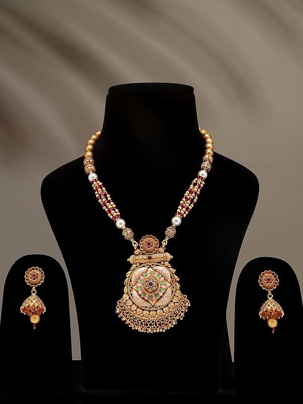 Floral Design Necklace and Earrings Set with Beads