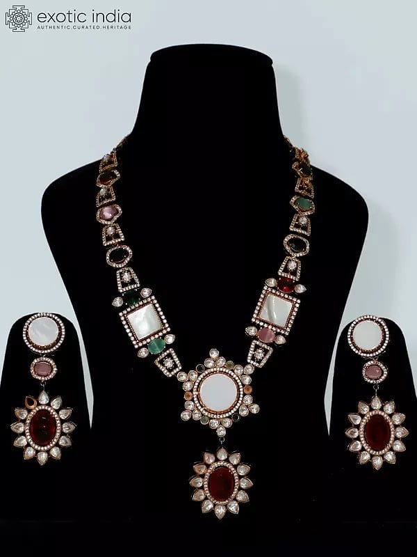 Traditional Jewelry Stone Studded Necklace Set With Earrings