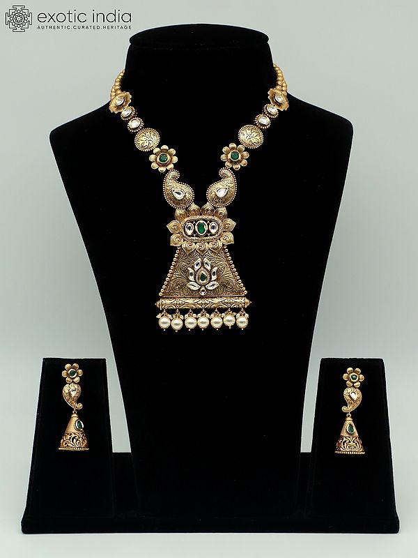 Traditional Long Necklace Set In Elegant Look With Kundan And Hanging Beads For Women