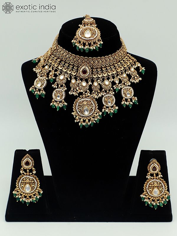 Premium Matte Designer Carving Necklace Set With Beautiful Earrings And Mangtika