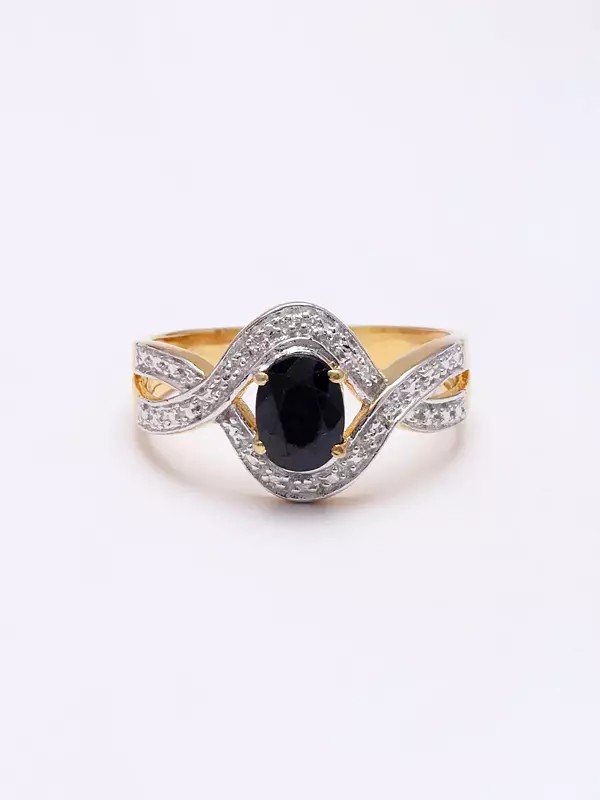Sterling Silver Wave Design Ring with Faceted Black Onyx