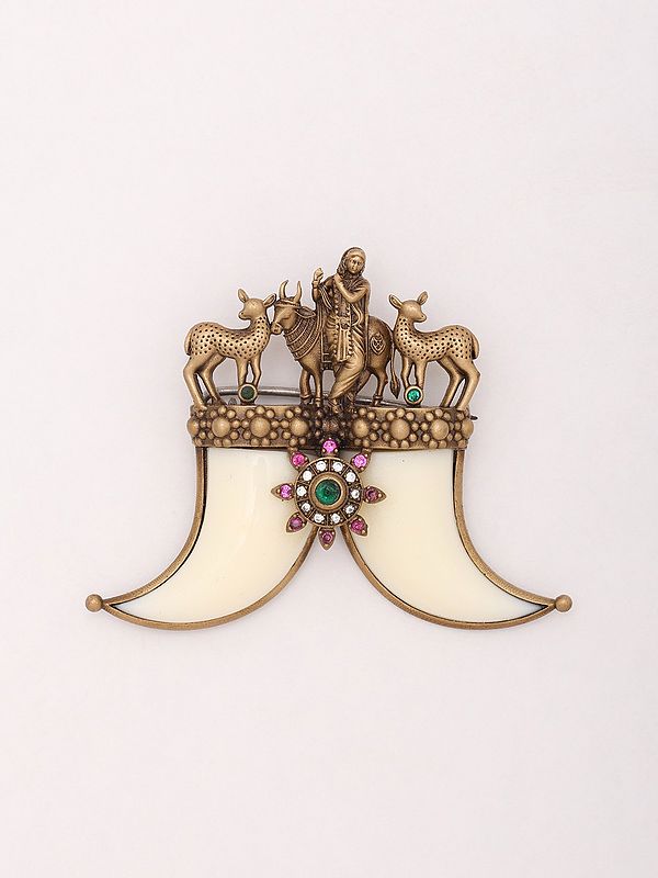 Fluting Krishna Brooch with Tiger Nail