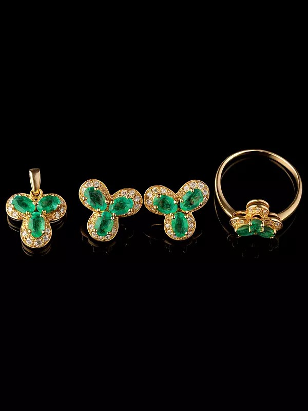 Faceted Emerald Pendant with Earring and Finger Ring Set