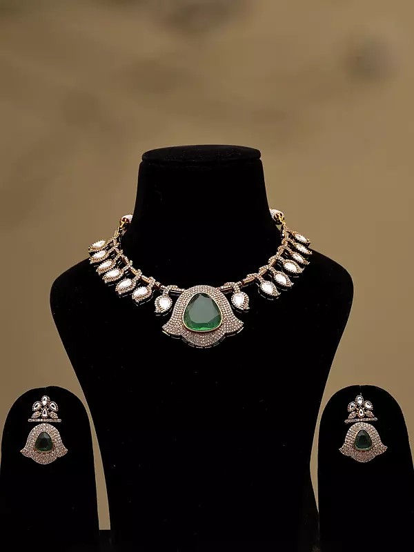 Royal Green Kundan Bridal Statement Necklace Set with Earrings