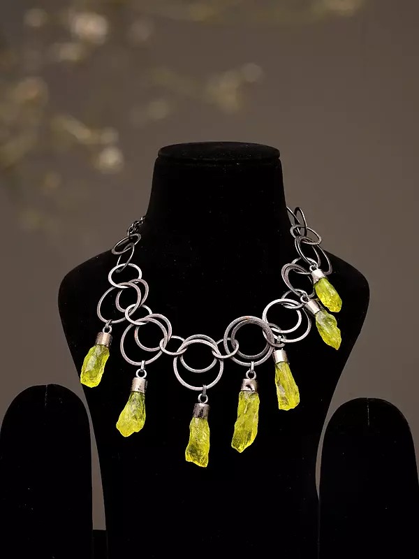 Circular Ring Link Necklace with Raw-Cut Yellow Stones