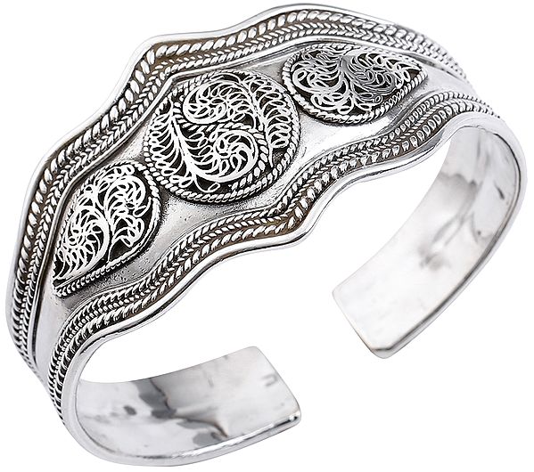 Stylish Filigree Cuff Bracelet with Twisted Rope Design from Nepal (Adjustable Size)