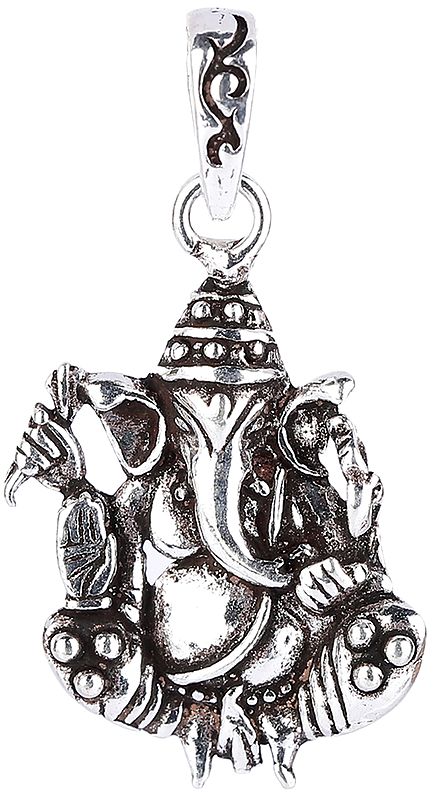 Sitting Lord Ganesha Pendant in Abhaya Mudra