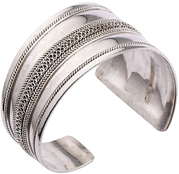 Assymetric Filigree Cuff Bracelet with Twisted Rope Design (Adjustable Size)