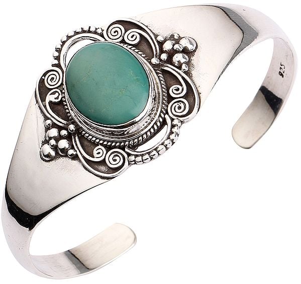 Fine Crafted Silver Cuff Bracelet with Turquoise (Adjustable Size)