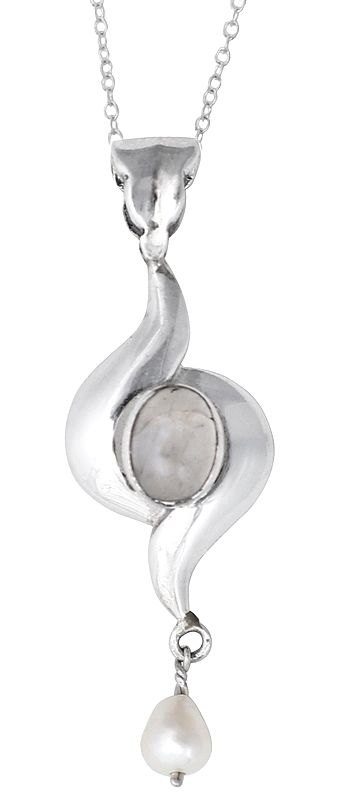 Beautifully Designed Sterling Silver Pendant with Rainbow Moonstone and Pearl
