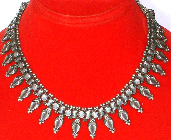 Antiquated Mughal Necklace