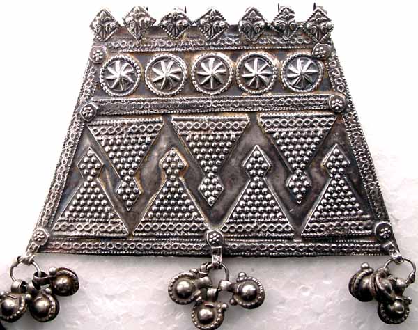 Antiquated Ratangarhi Pendant