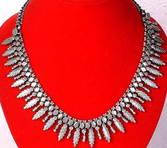 Antiquated Silver Leaf Necklace