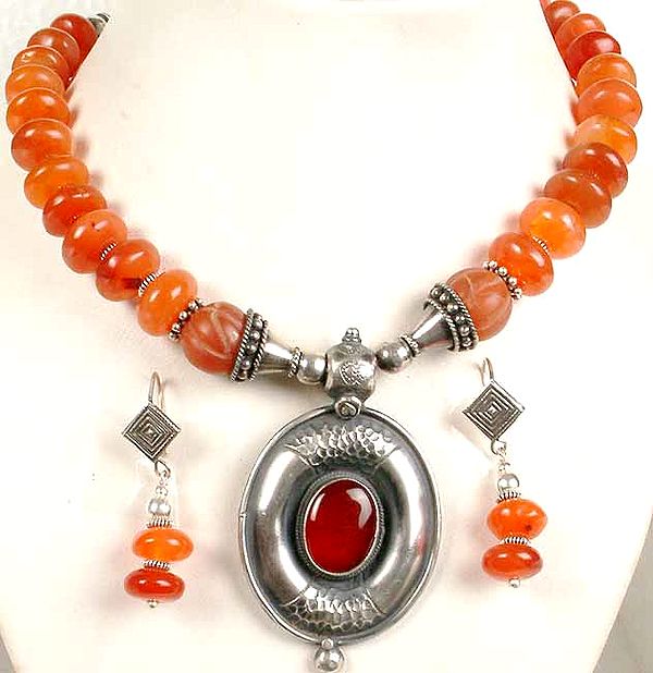 Carnelian Necklace set with Ear Rings