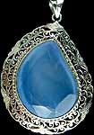 Chalcedony Jaali Pendant