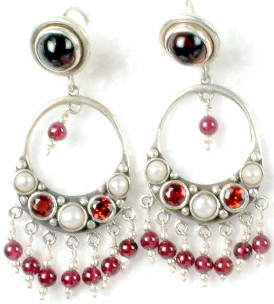 Earrings of Garnet and Pearl