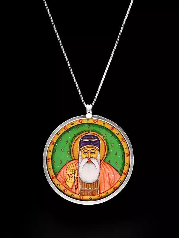 Round Shaped Hand-Painted Shri Guru Nanak Dev Ji Pendant