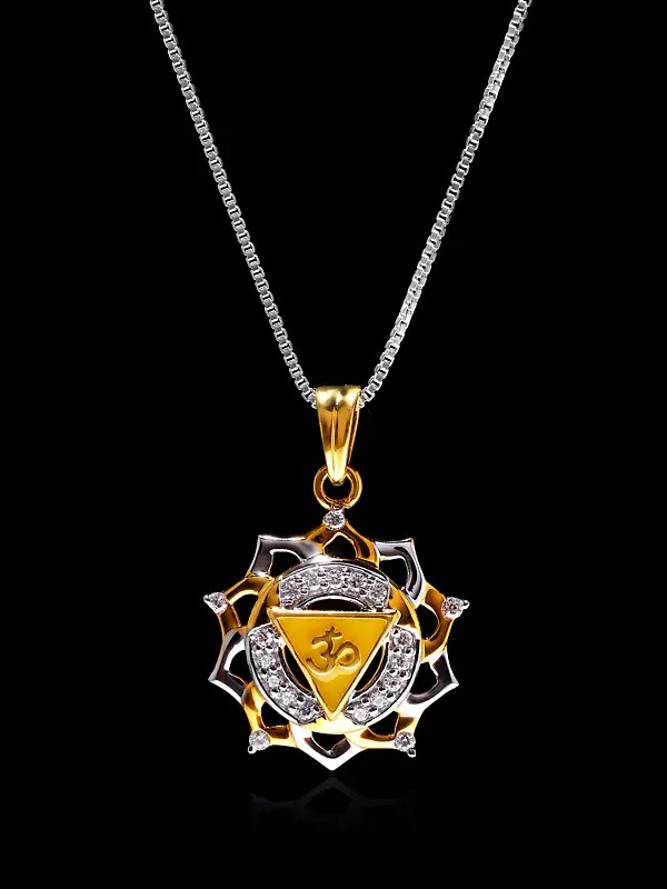 Manipoora Chakra Pendant, Aum Syllable In The Centre