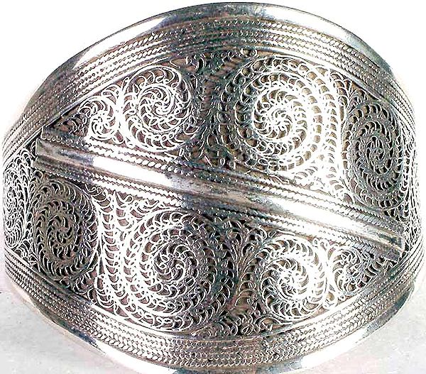 Mughal Bracelet with Filigree