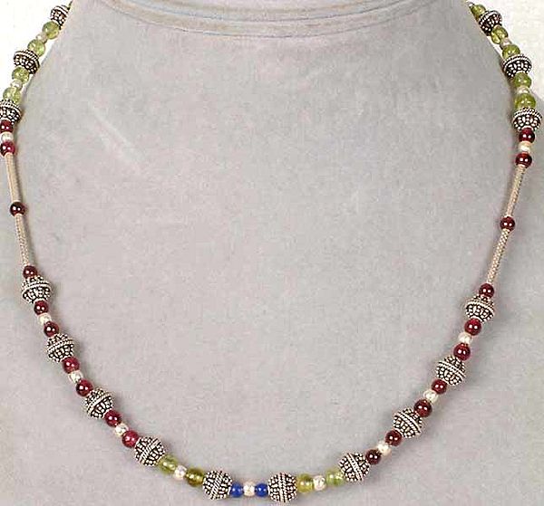 Peridot Bead Necklace with Garnet