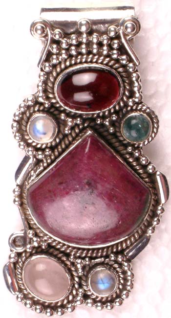 Ruby Pot Pourri Pendant in the Mughal Tradition