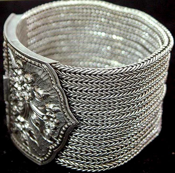 Sterling Bracelet in the Mughal Tradition