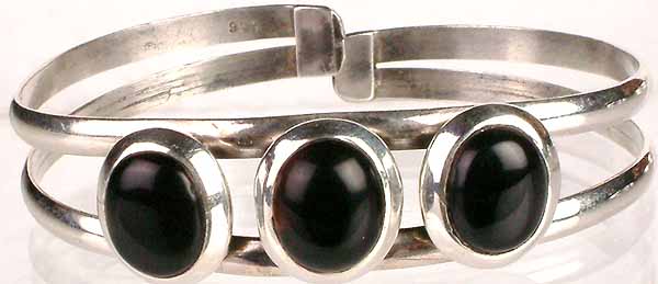 Triple Stone Black Onyx Bracelet