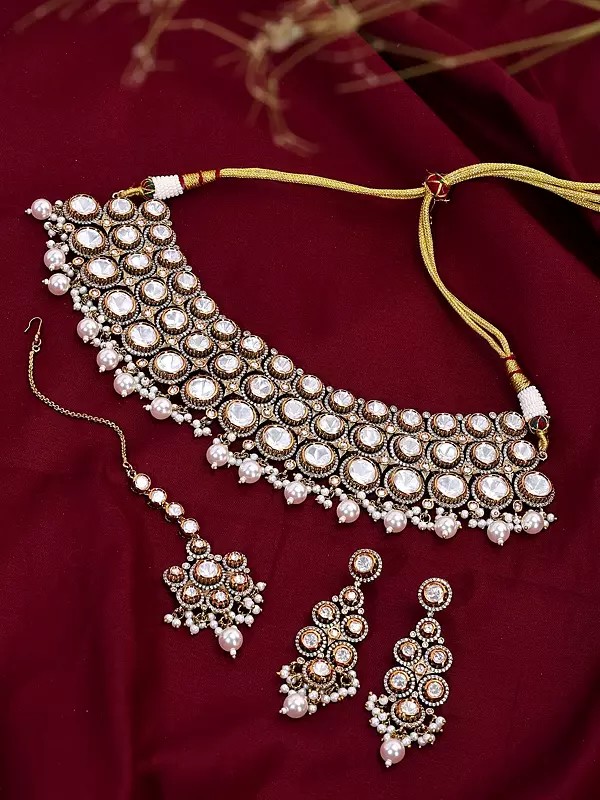 Complete Kundan Bridal Choker Set with Pearl Drops & Maang Tikka
