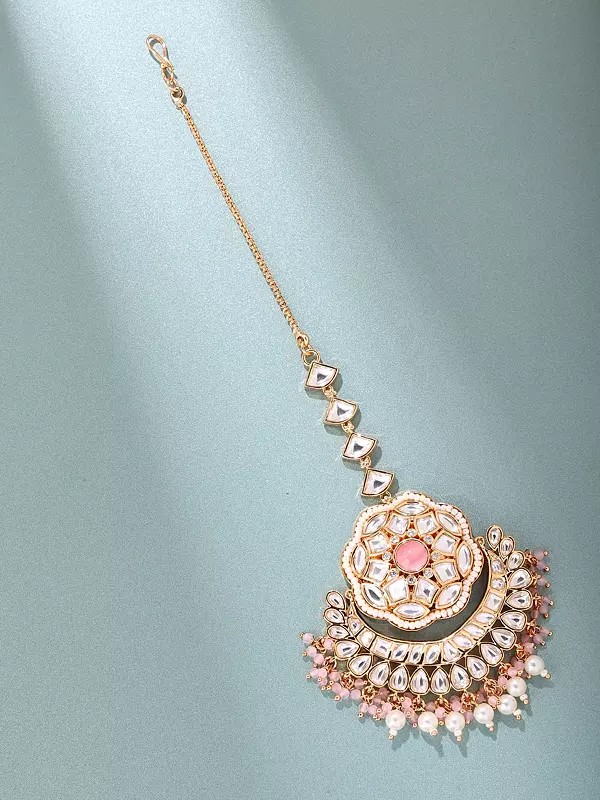 Statement Kundan Maang Tikka with Floral Design & Pearl Accents