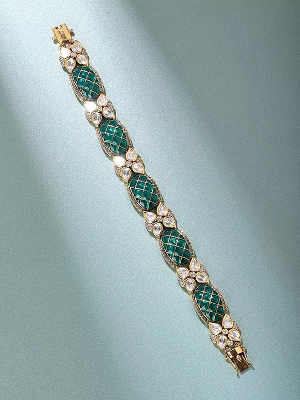 Oval Cut Green Stone Kundan Link Bracelet