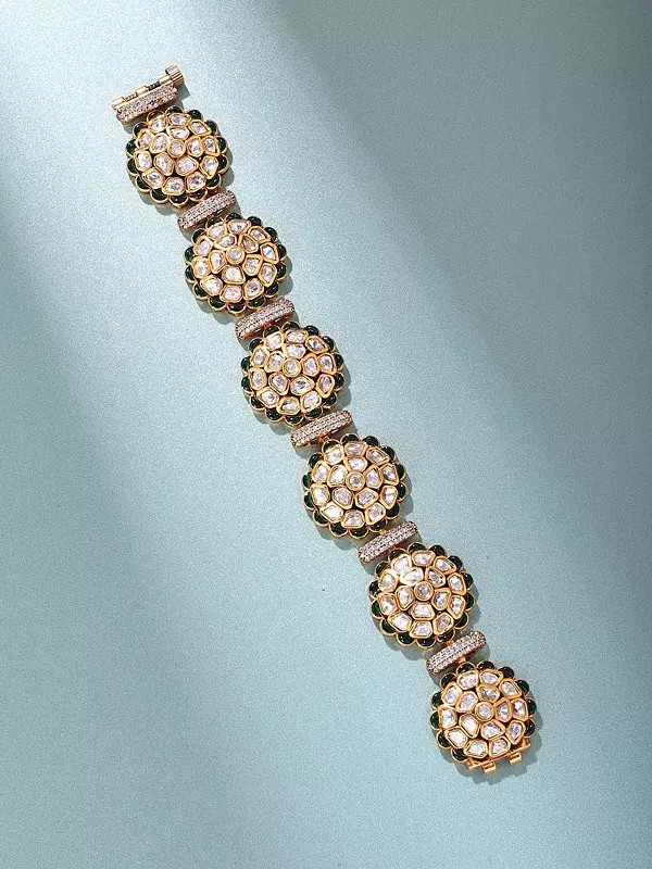 Elaborate Kundan Bracelet with Multi-Flower Stone Setting
