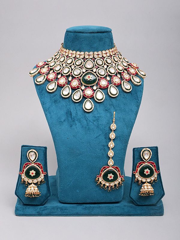 Bridal Choker Set: Green Kundan with Teardrop Maang Tikka