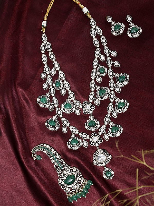 Bridal Rani Haar Necklace Set with Green Stones and Kalingi Brooch