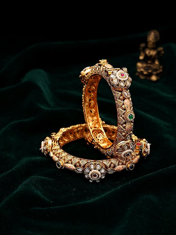 Openable Bangle Set with Kundan Stones in Meenakari Style