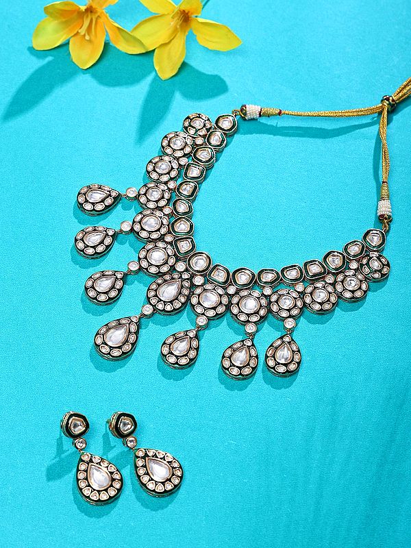 Polki Necklace Set with Teardrop Pendants and Green Enamel