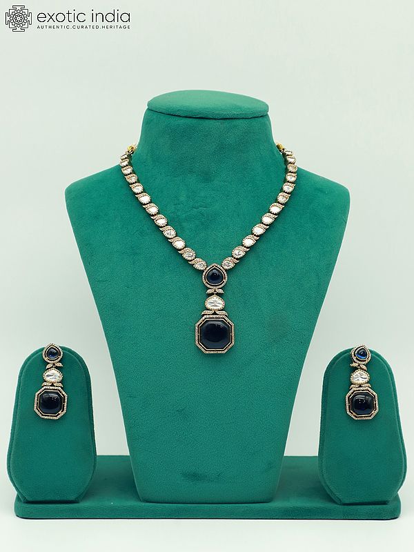 Monalisa With Moissanite Kundan Stone Studded Necklace Set With Earrings