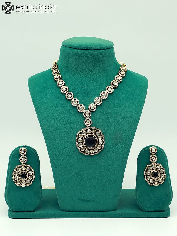 Moissanite Kundan Stone Studded Stunning Necklace With Matching Earrings