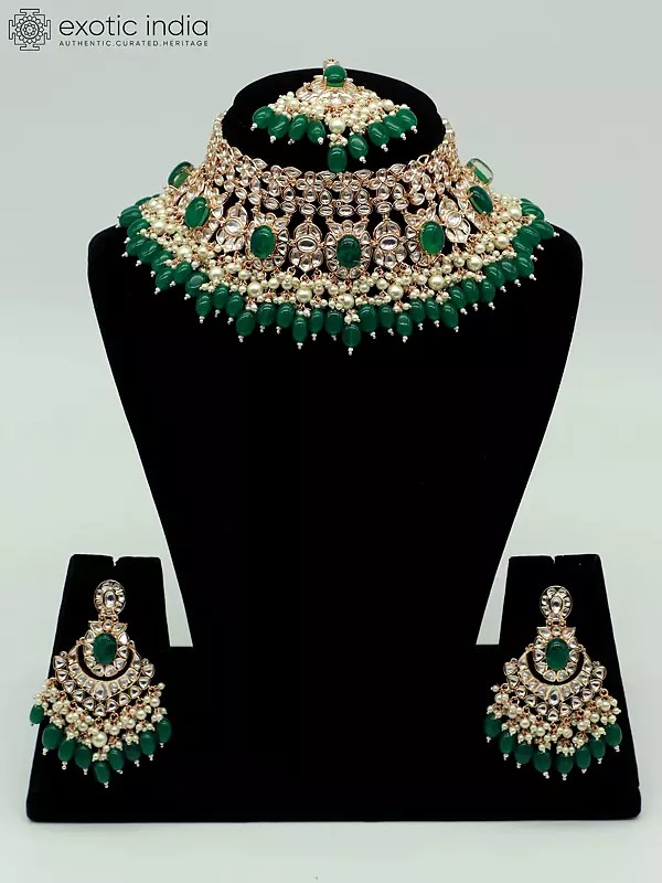 Attractive Beaded And Stone Studded Choker Necklace With Matching Earrings And Mangtika
