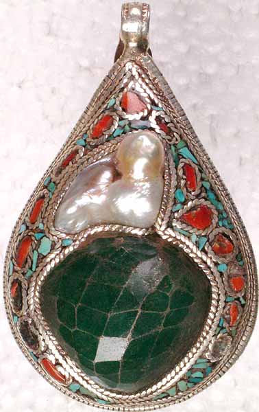 Antiquated Emerald and Shell Pendant with Inlay of Turquoise and Coral