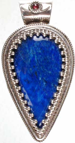 Filigree Pendant of Lapis Lazuli